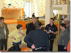 Ankunft in der Kletterhalle